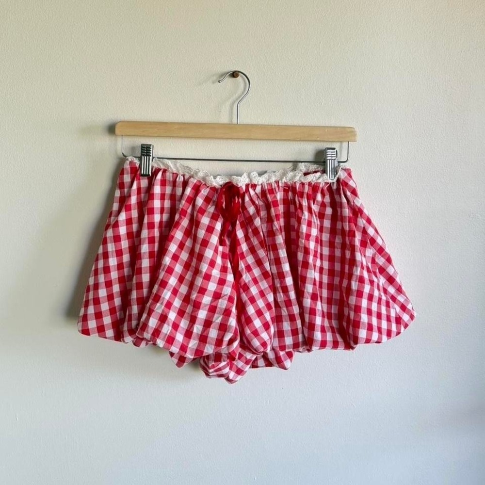 Romwe Red Gingham Ruffle Bloomer Shorts Cottagecore NWT ❤️